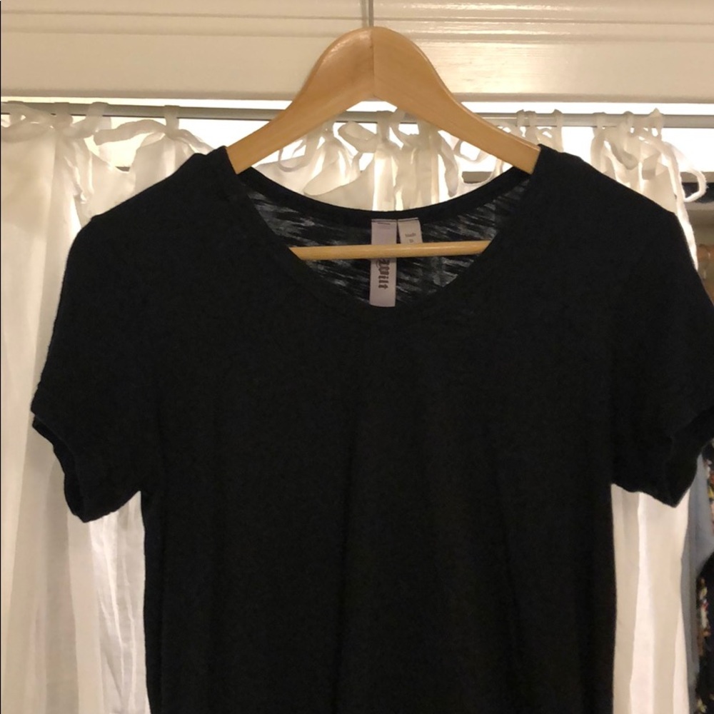 Wilt black cotton tee. asymmetrical hemline.